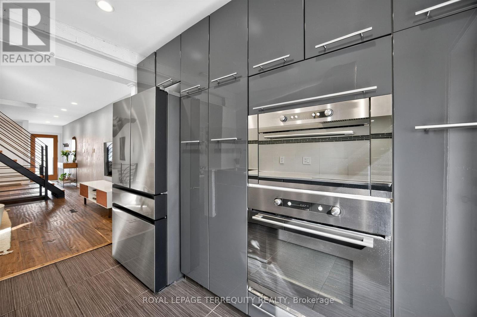 75 Priscilla Avenue, Toronto, Ontario  M6S 3W4 - Photo 20 - W13005420