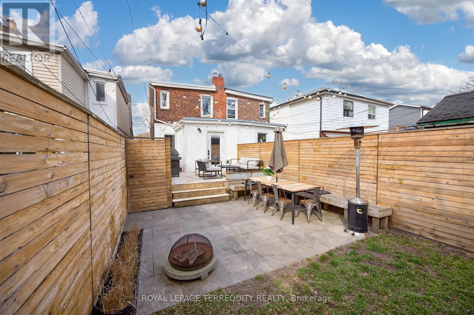 75 Priscilla Avenue, Toronto, Ontario  M6S 3W4 - Photo 35 - W13005420