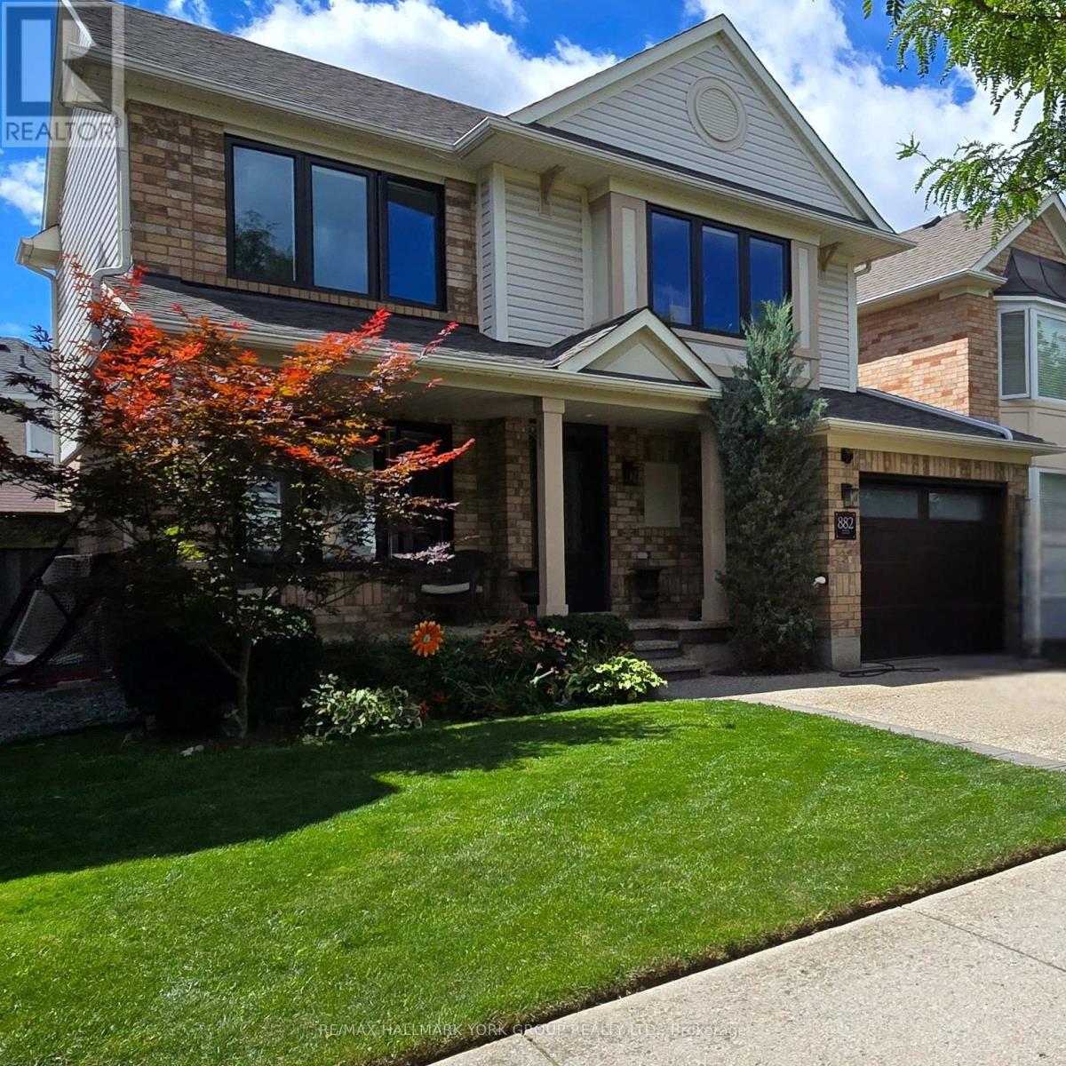 882 Mcduffe Crescent, Milton, Ontario  L9T 6M7 - Photo 2 - W13005436