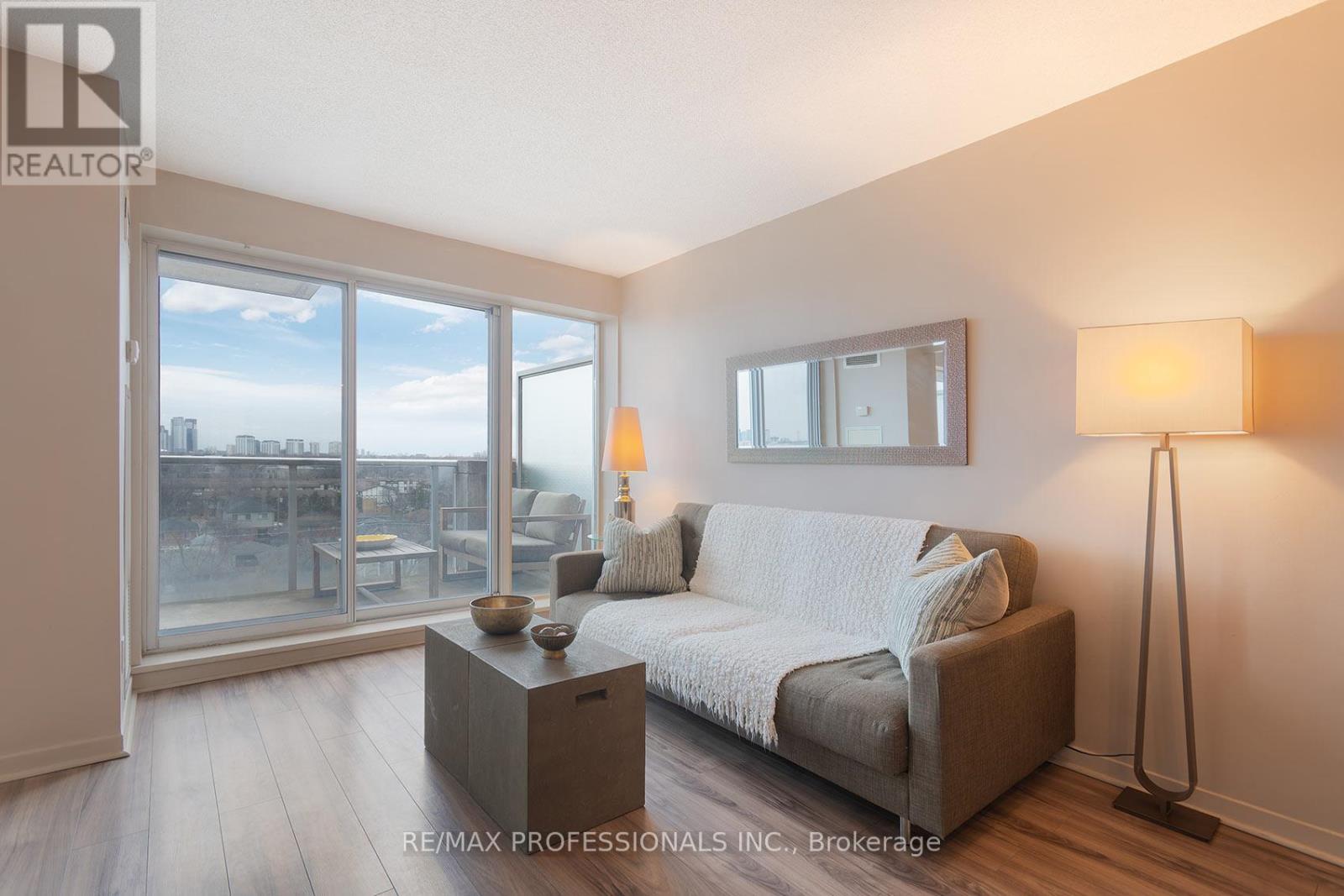 704 - 1040 The Queensway, Toronto, Ontario M8Z 0A7 - Photo 12 - W13005450