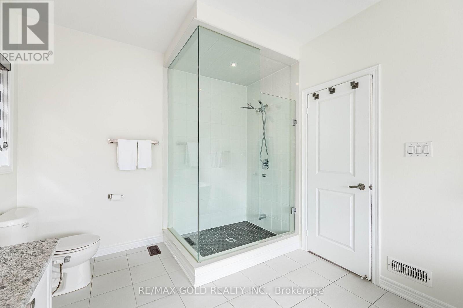 6 Agosto Street, Brampton, Ontario  L7A 5B1 - Photo 25 - W13005466