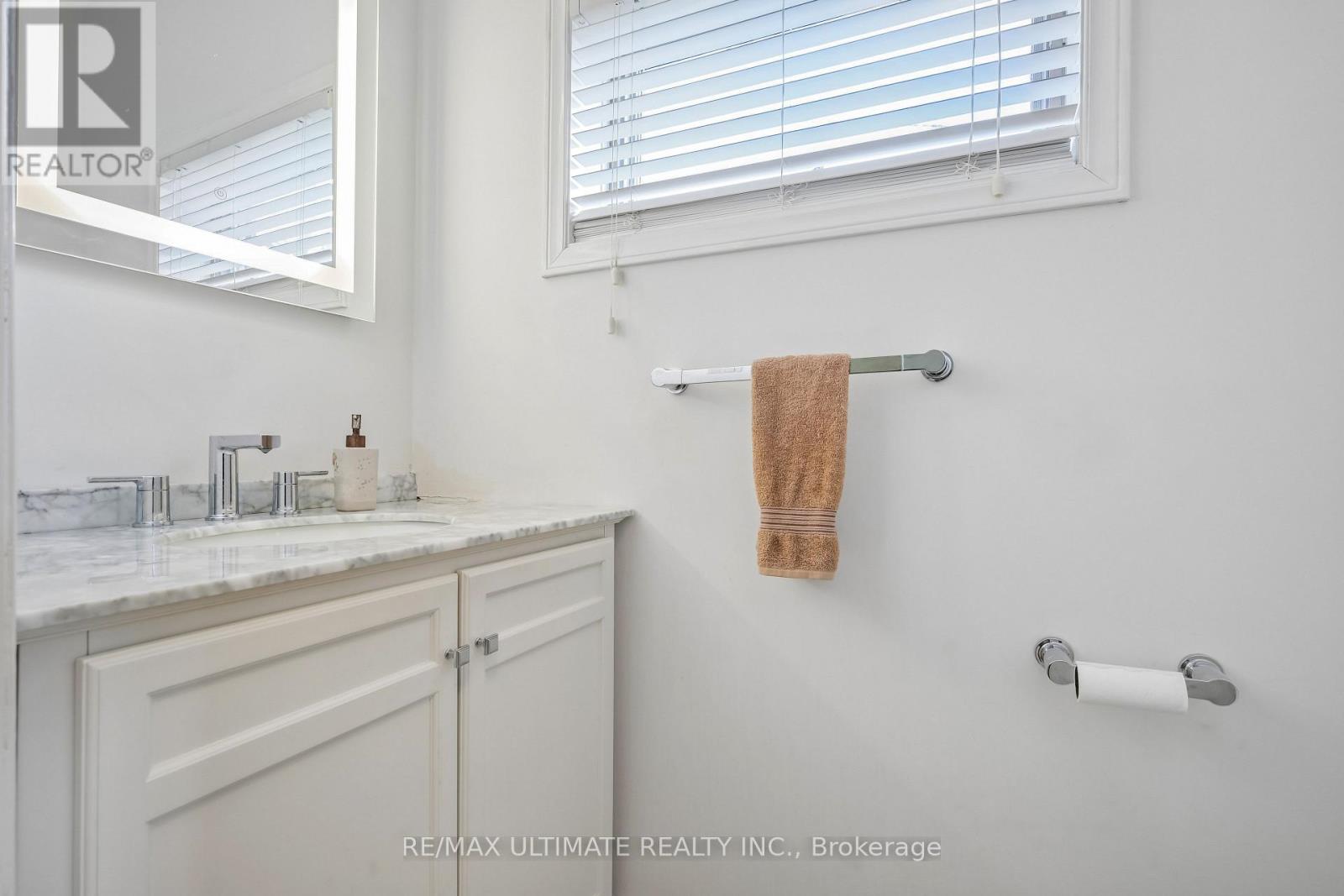 165 Sellers Avenue, Toronto, Ontario  M6E 3V3 - Photo 9 - W13005514