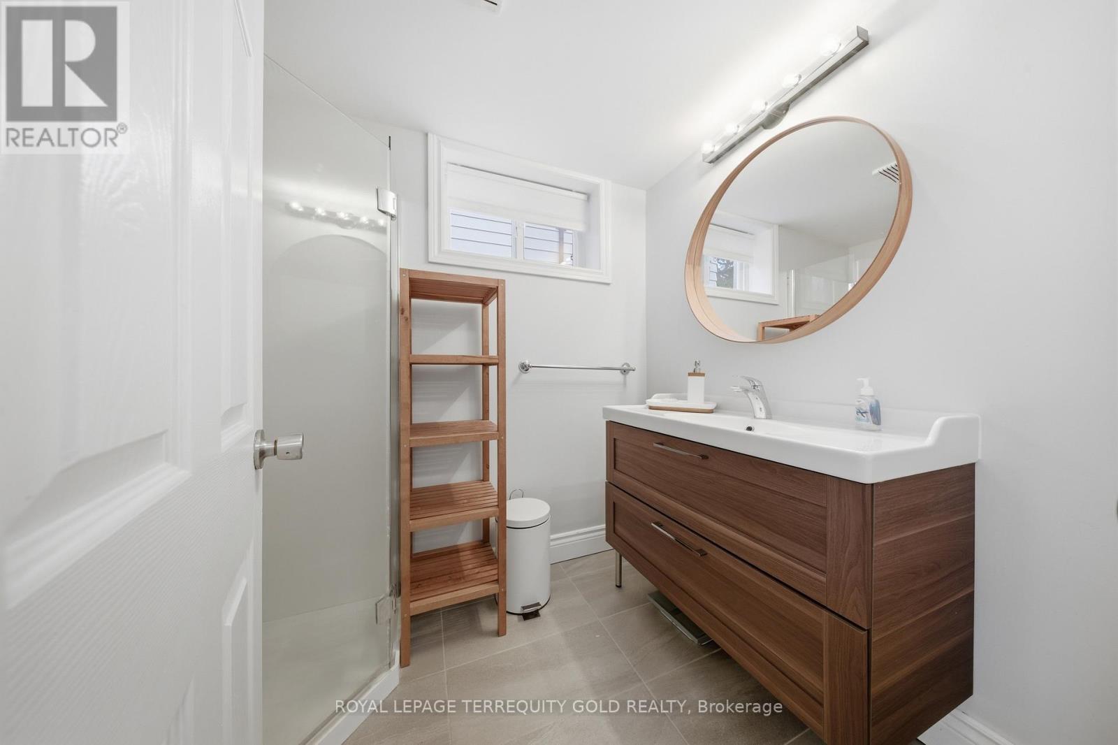 1124 Kent Avenue, Oakville, Ontario  L6H 1Z8 - Photo 24 - W13005584