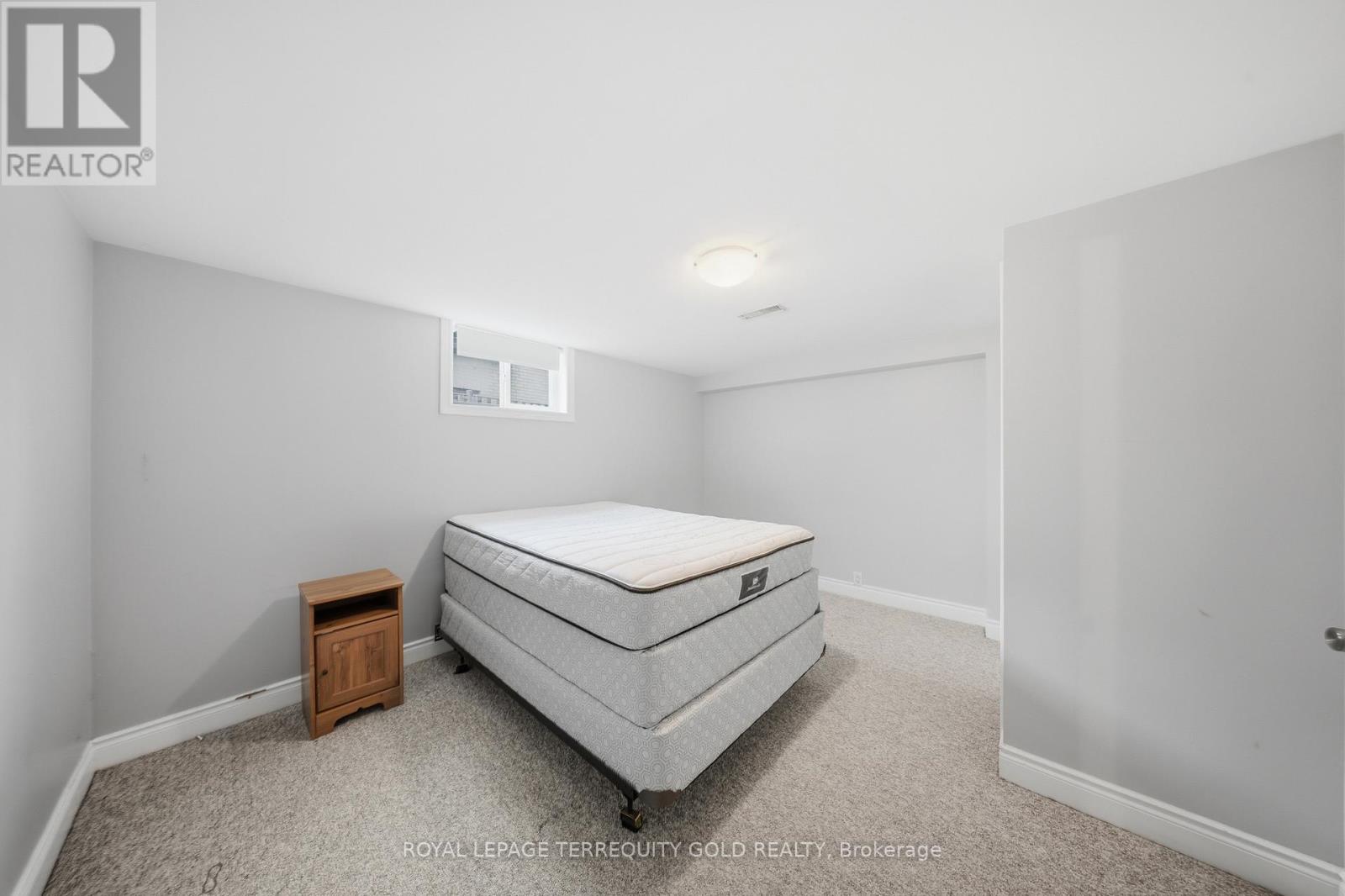 1124 Kent Avenue, Oakville, Ontario  L6H 1Z8 - Photo 28 - W13005584