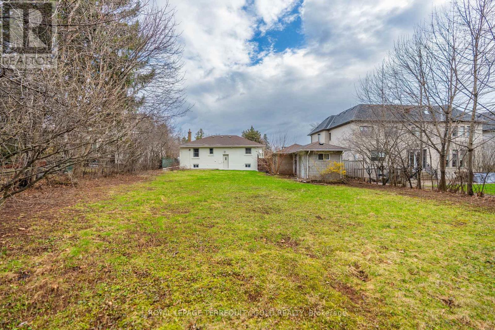 1124 Kent Avenue, Oakville, Ontario  L6H 1Z8 - Photo 32 - W13005584