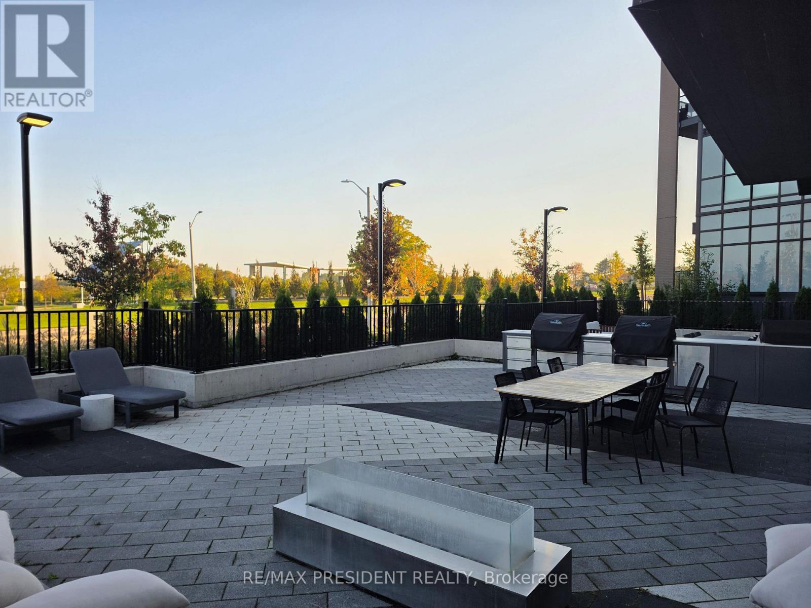 112 - 60 George Butchart Drive, Toronto, Ontario  M3K 2C5 - Photo 36 - W13005594