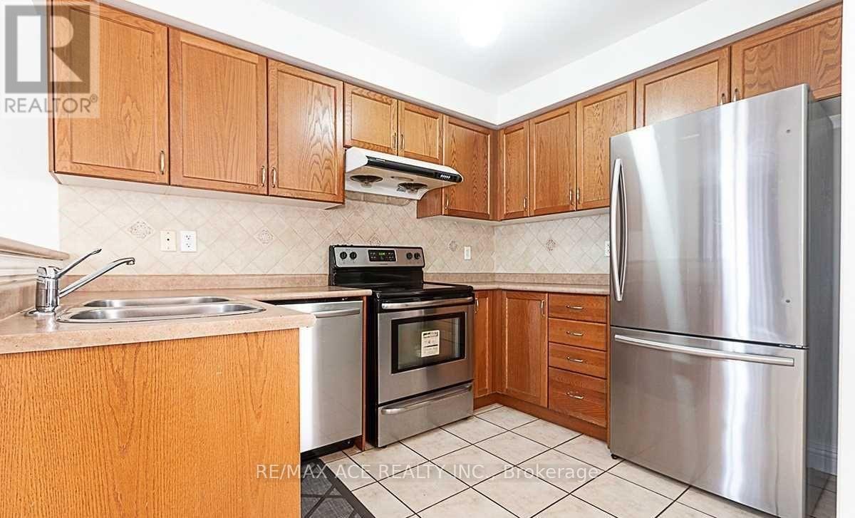 36 Mauve Drive, Brampton, Ontario  L6P 2M8 - Photo 13 - W13005598