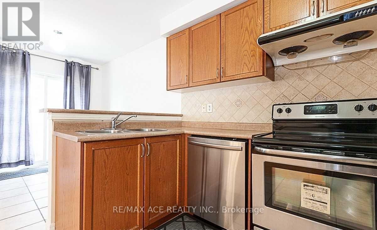 36 Mauve Drive, Brampton, Ontario  L6P 2M8 - Photo 14 - W13005598