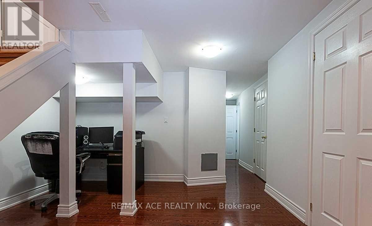 36 Mauve Drive, Brampton, Ontario  L6P 2M8 - Photo 29 - W13005598