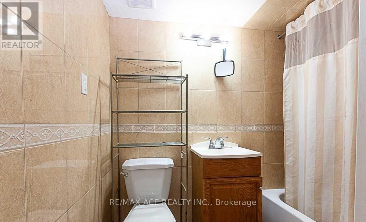 36 Mauve Drive, Brampton, Ontario  L6P 2M8 - Photo 34 - W13005598