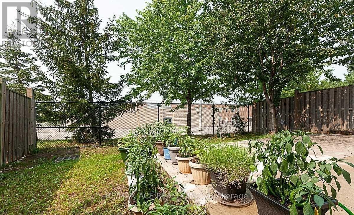 36 Mauve Drive, Brampton, Ontario  L6P 2M8 - Photo 36 - W13005598