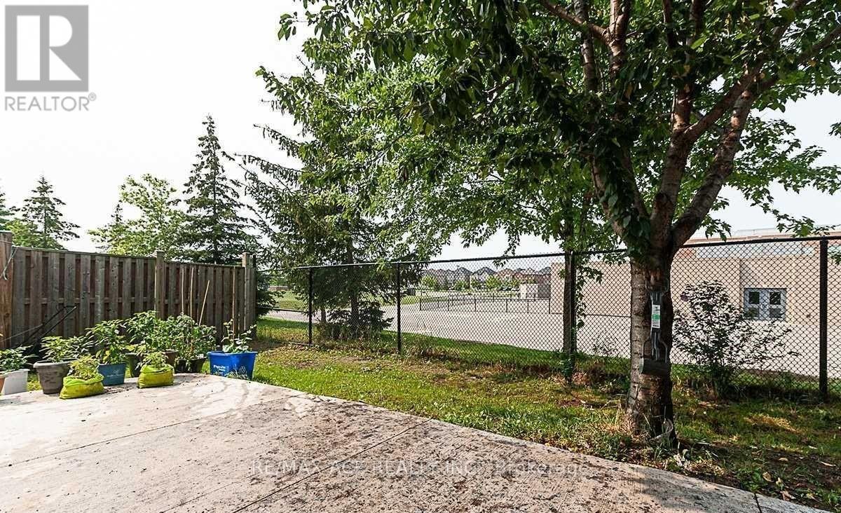 36 Mauve Drive, Brampton, Ontario  L6P 2M8 - Photo 37 - W13005598