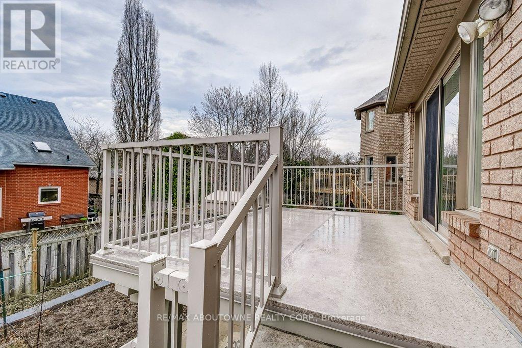 1248 Heritage Way, Oakville, Ontario  L6M 2T6 - Photo 20 - W13005628