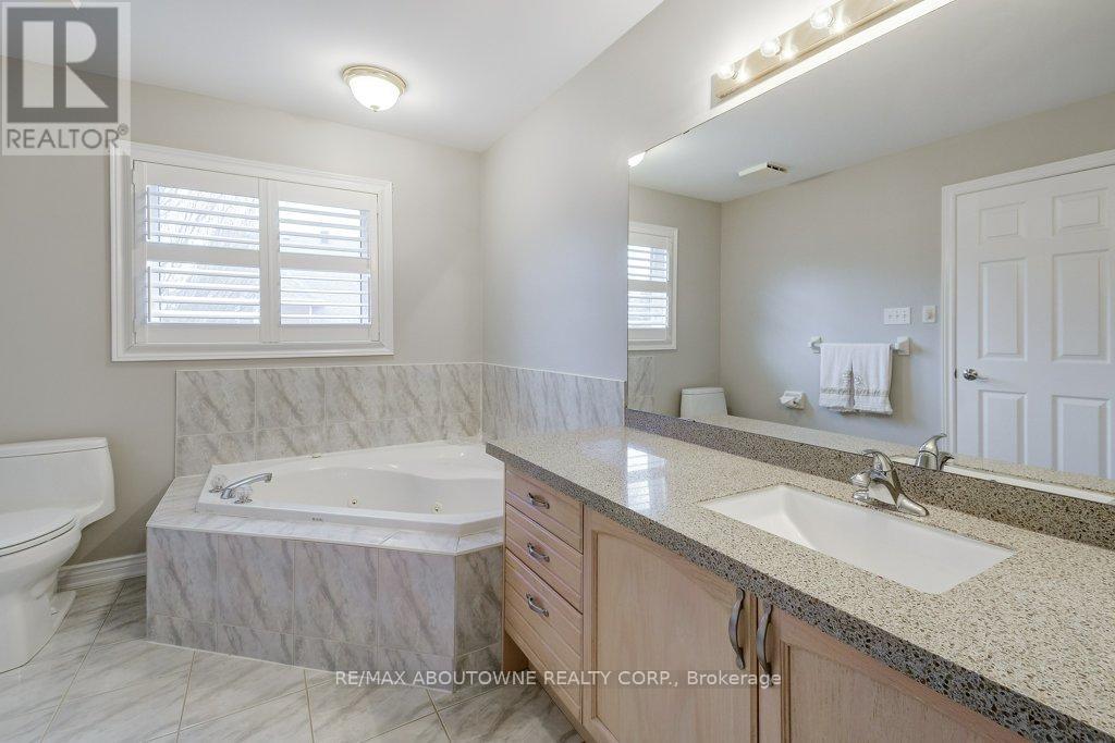 1248 Heritage Way, Oakville, Ontario  L6M 2T6 - Photo 23 - W13005628