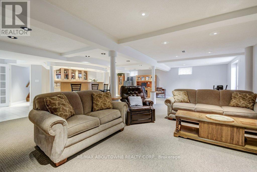 1248 Heritage Way, Oakville, Ontario  L6M 2T6 - Photo 35 - W13005628