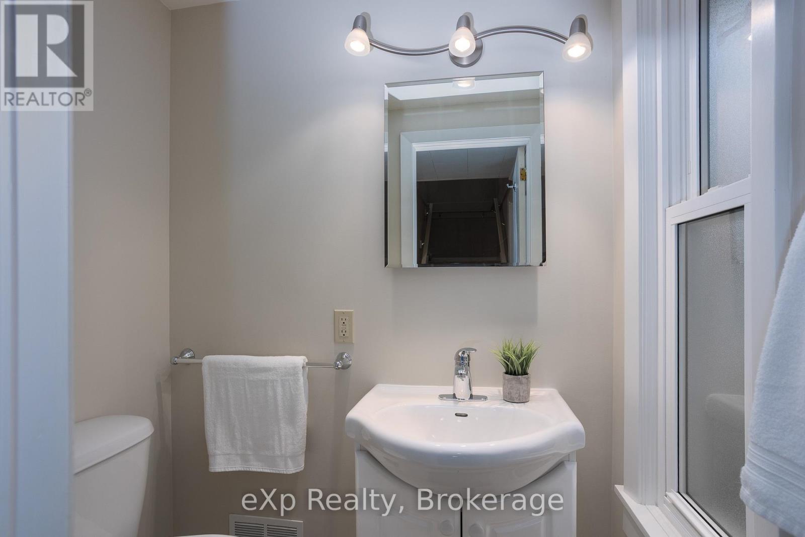 570 7th Street W, Owen Sound, Ontario  N4K 3L6 - Photo 30 - X13005228