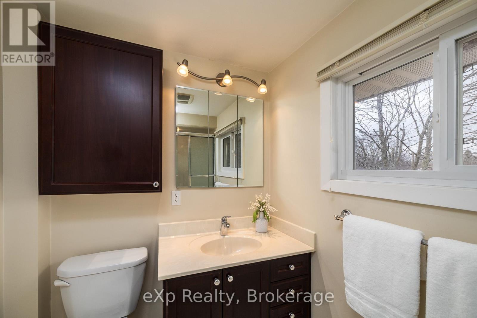 570 7th Street W, Owen Sound, Ontario  N4K 3L6 - Photo 35 - X13005228