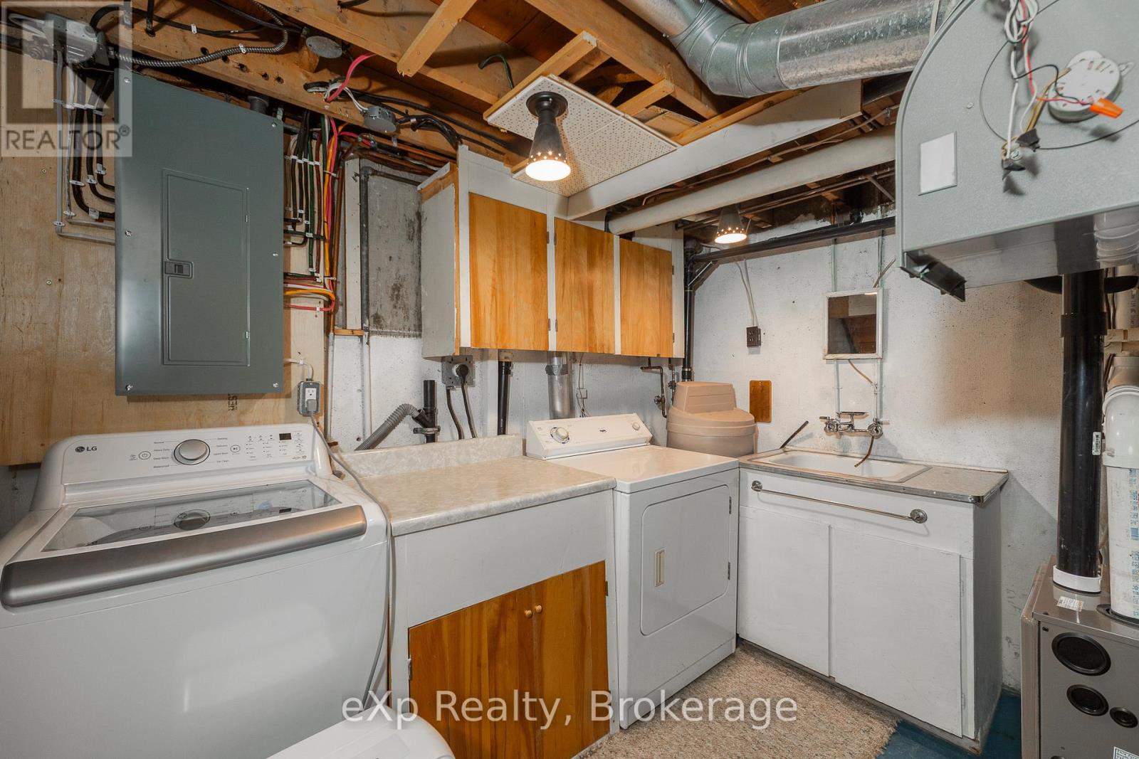 570 7th Street W, Owen Sound, Ontario  N4K 3L6 - Photo 41 - X13005228