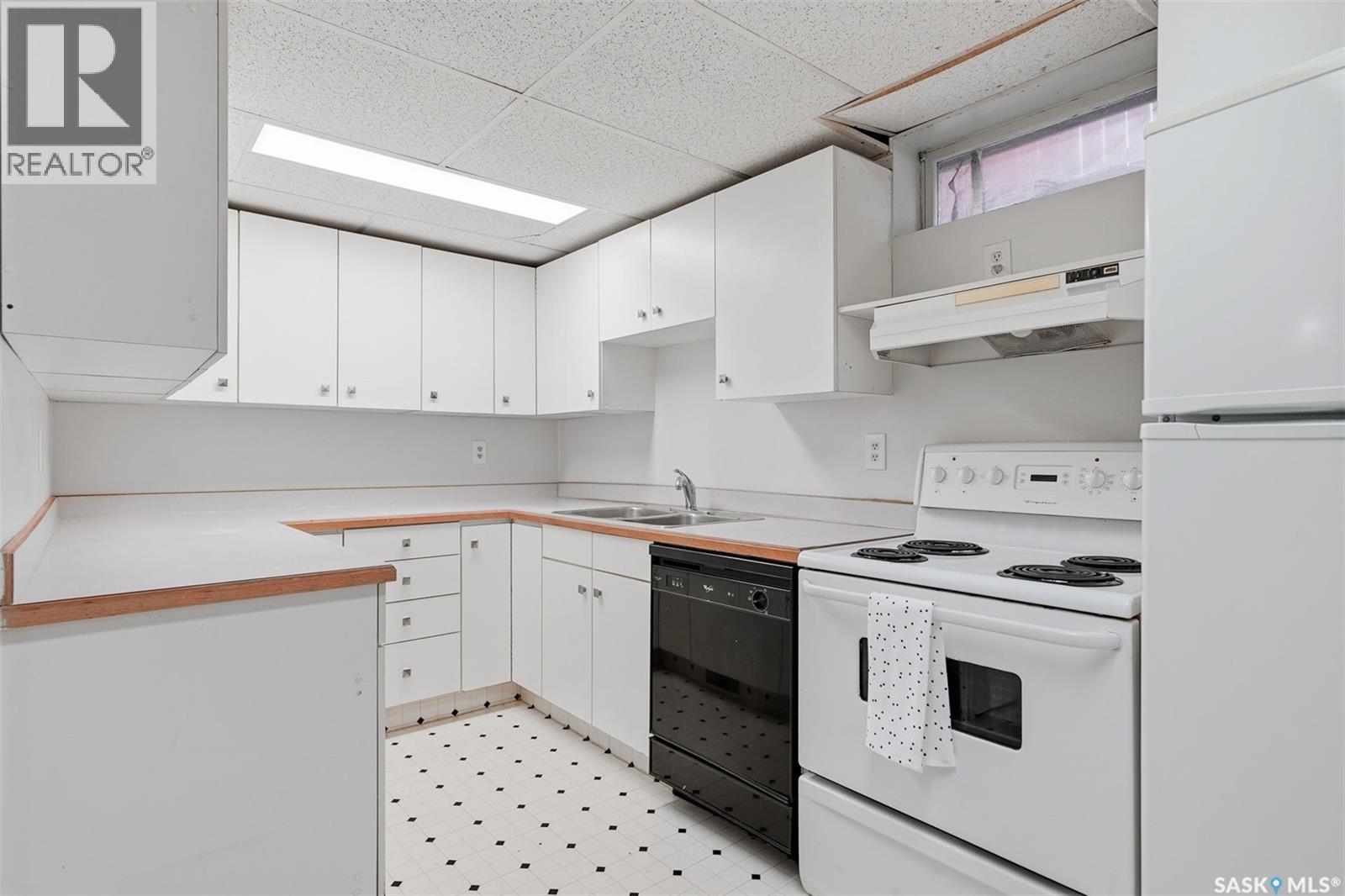 56 Welker Crescent, Saskatoon, Saskatchewan  S7H 3M4 - Photo 23 - SK033079