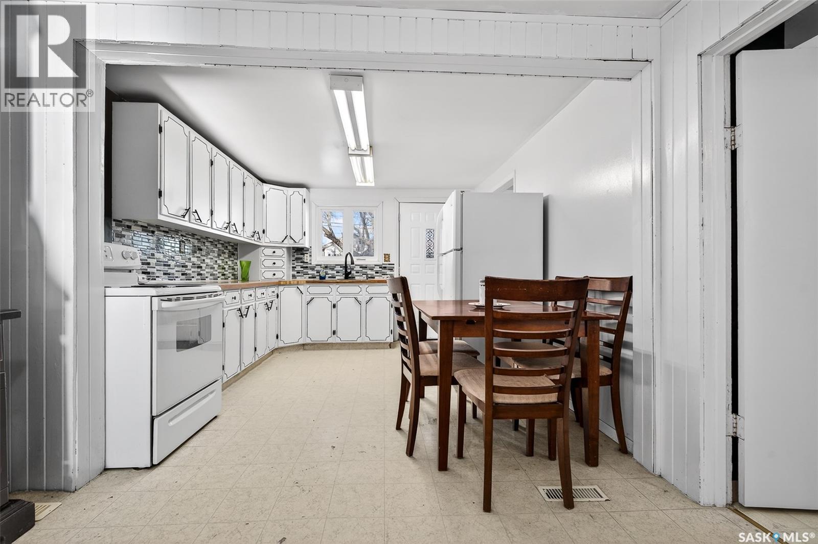 528 Ominica Street E, Moose Jaw, Saskatchewan  S6H 0H3 - Photo 11 - SK033061