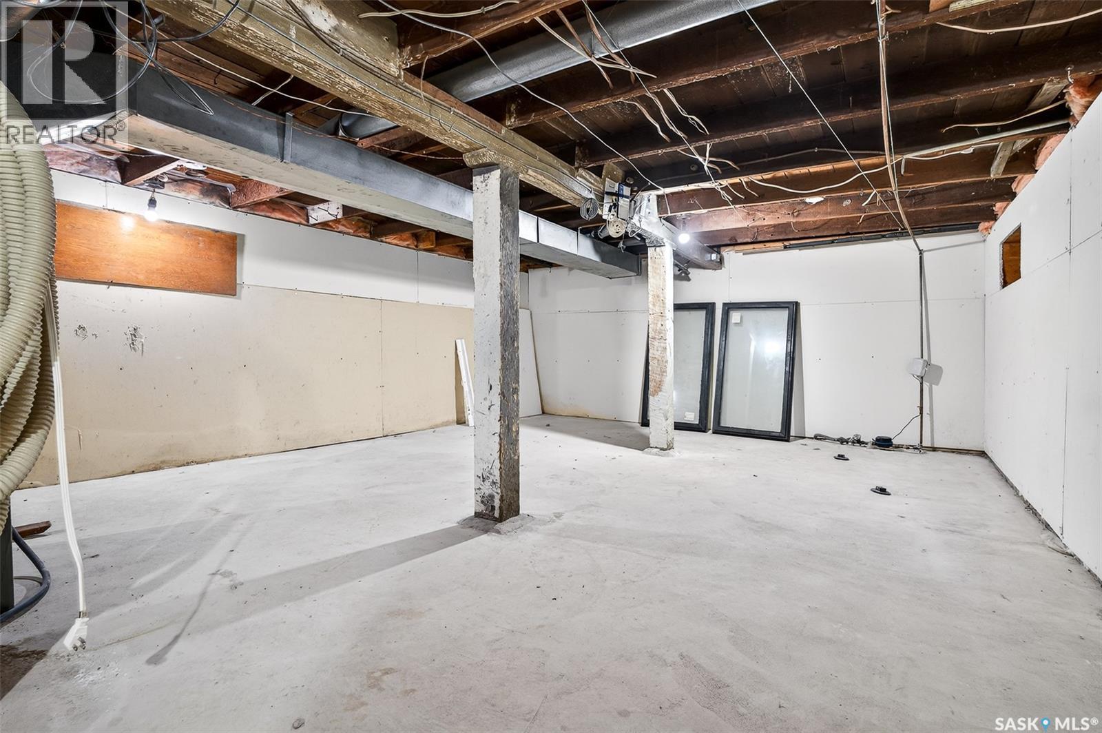 528 Ominica Street E, Moose Jaw, Saskatchewan  S6H 0H3 - Photo 37 - SK033061