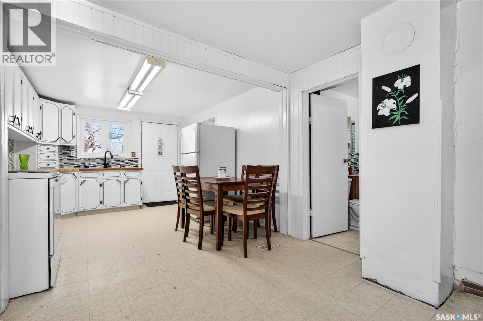 528 Ominica Street E, Moose Jaw, Saskatchewan  S6H 0H3 - Photo 9 - SK033061