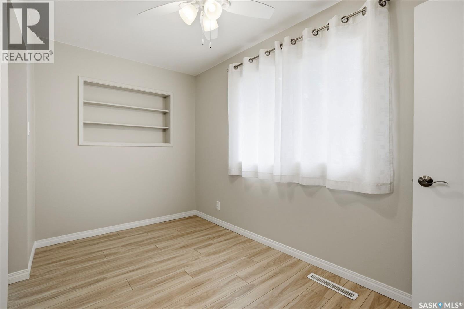 2807 A&b Estey Drive, Saskatoon, Saskatchewan  S7J 2V6 - Photo 7 - SK033049