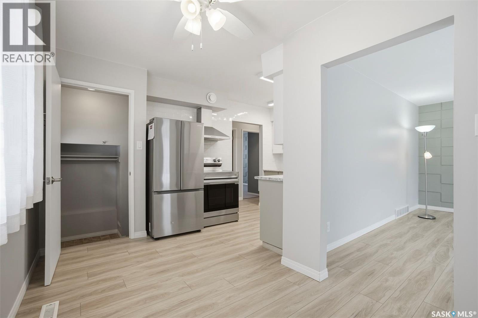 2807 A&b Estey Drive, Saskatoon, Saskatchewan  S7J 2V6 - Photo 8 - SK033049