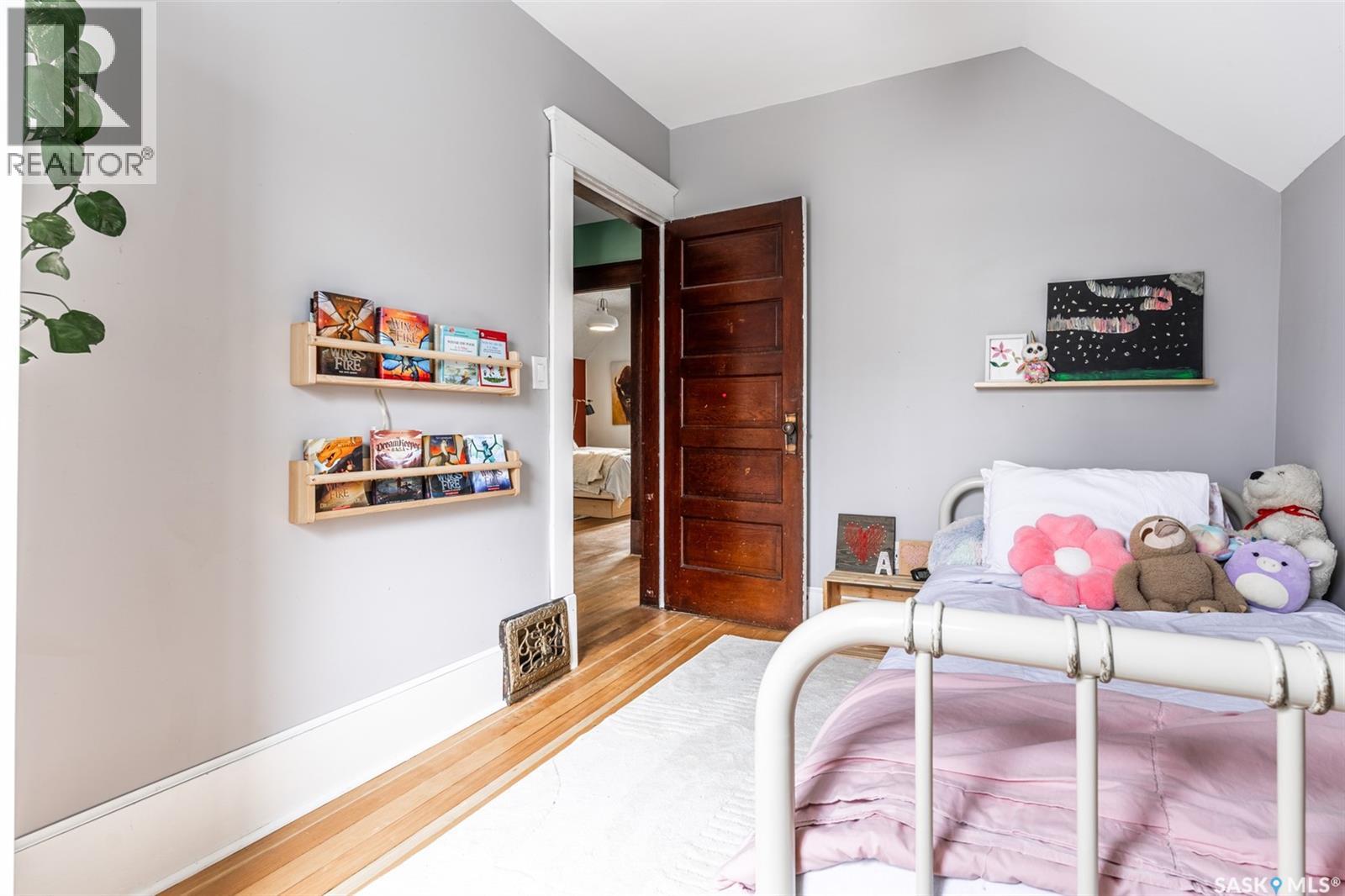 215 27th Street W, Saskatoon, Saskatchewan  S7L 0J4 - Photo 30 - SK032930