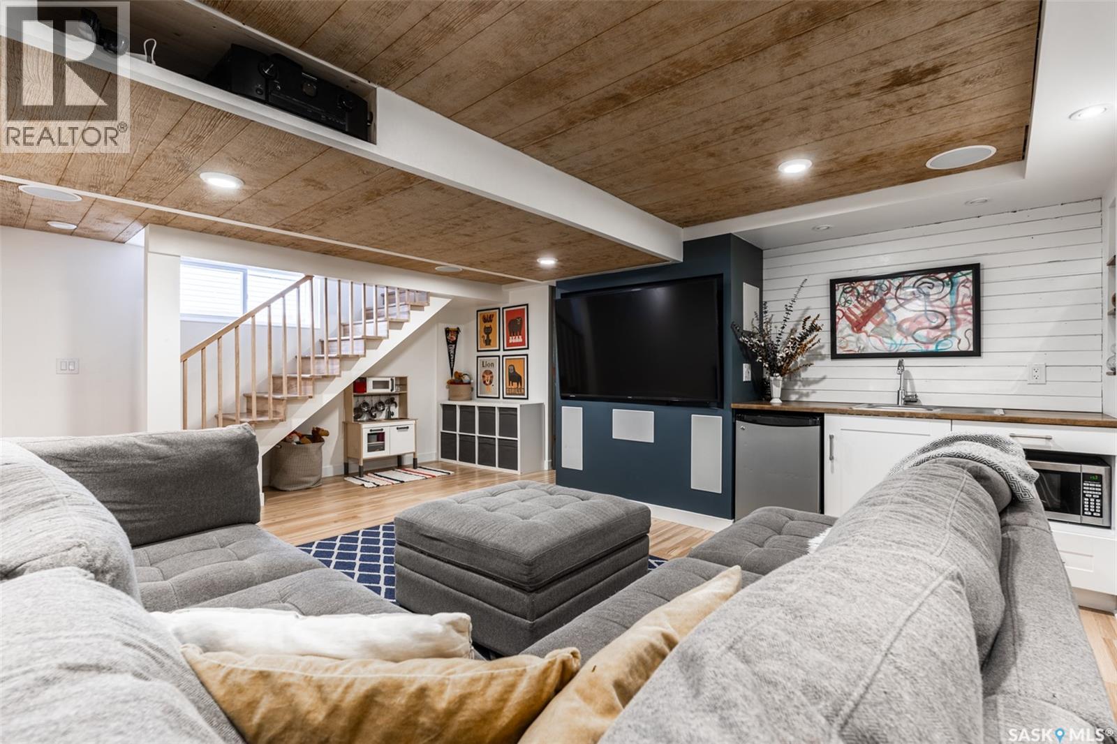 215 27th Street W, Saskatoon, Saskatchewan  S7L 0J4 - Photo 32 - SK032930