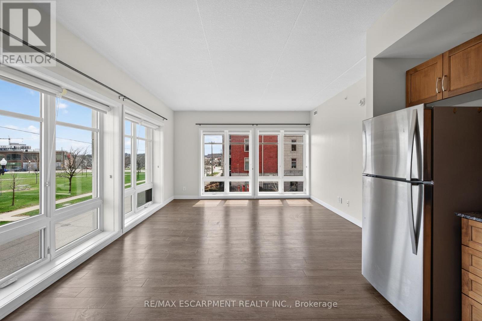 202 - 175 Commonwealth Street, Kitchener, Ontario  N2E 0H4 - Photo 13 - X13005470