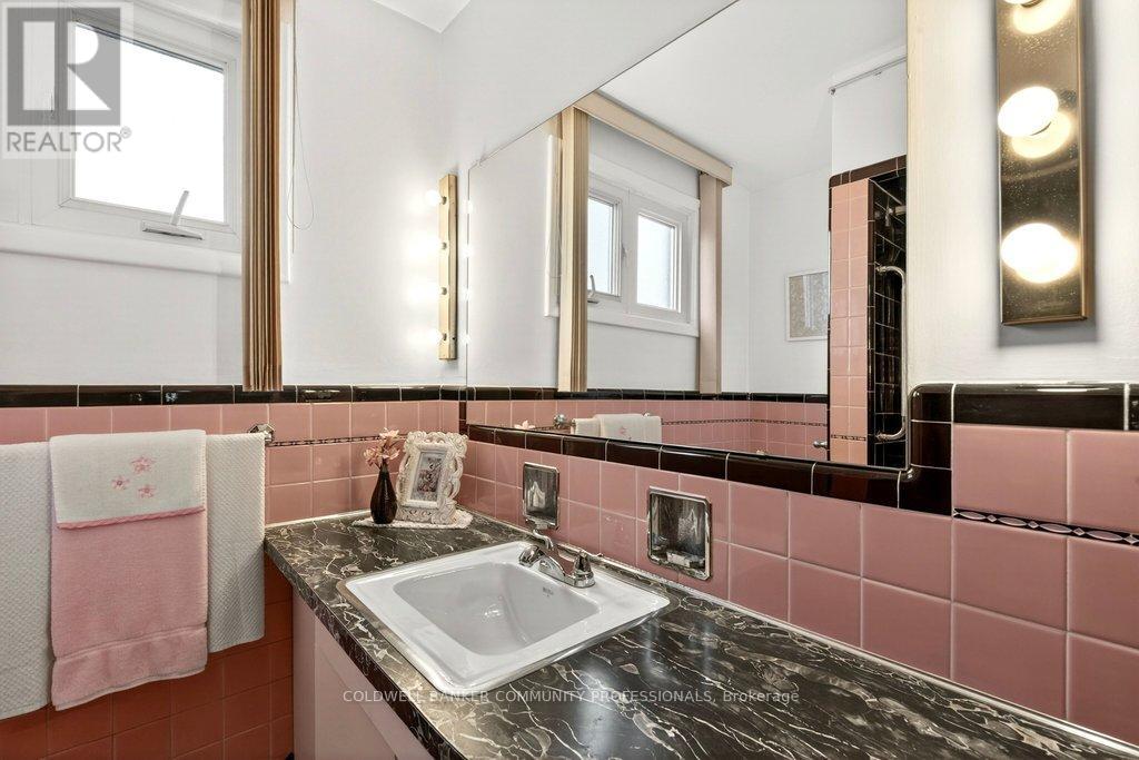 92 Reid Avenue S, Hamilton, Ontario  L8K 3V1 - Photo 28 - X13005504