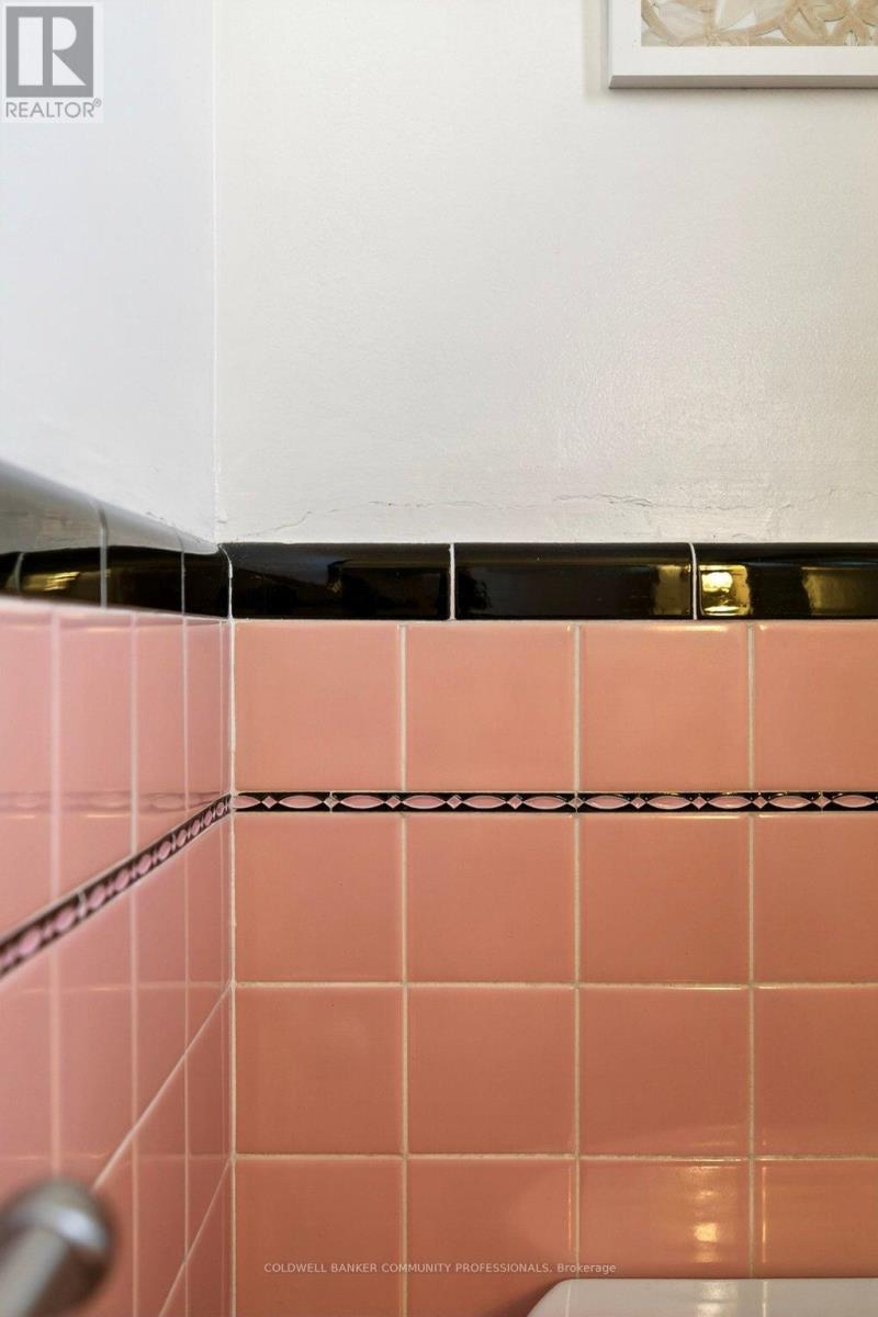 92 Reid Avenue S, Hamilton, Ontario  L8K 3V1 - Photo 31 - X13005504