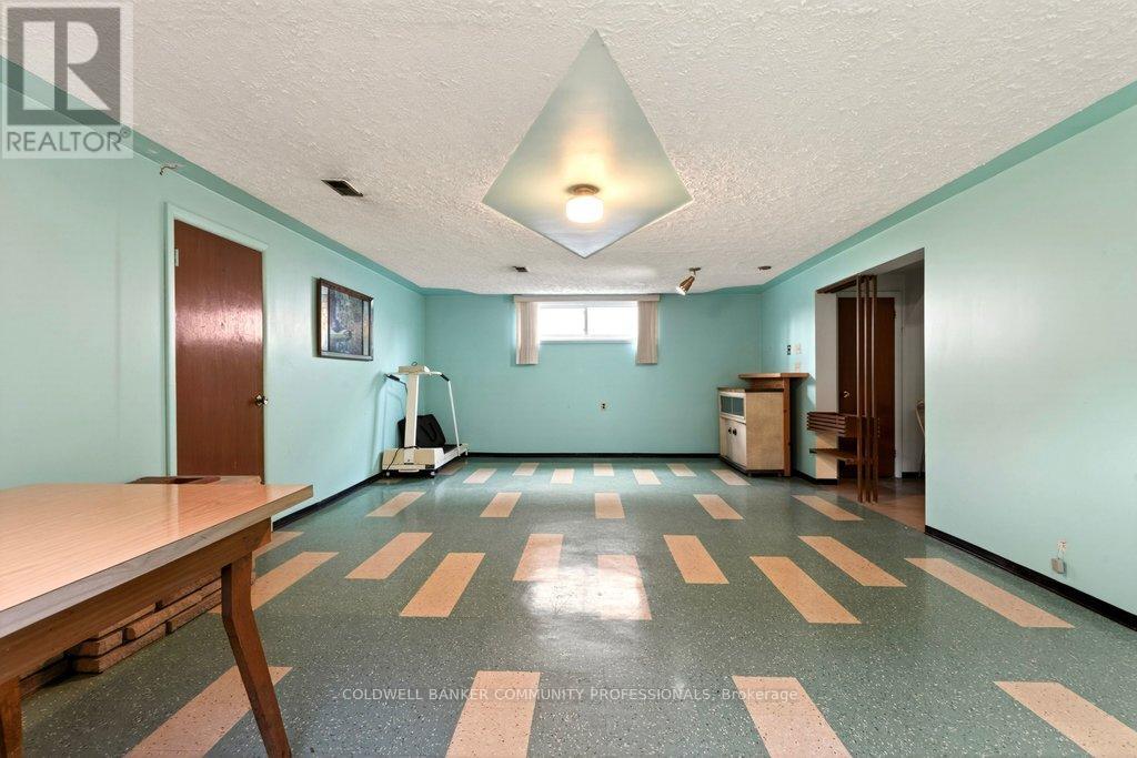 92 Reid Avenue S, Hamilton, Ontario  L8K 3V1 - Photo 37 - X13005504