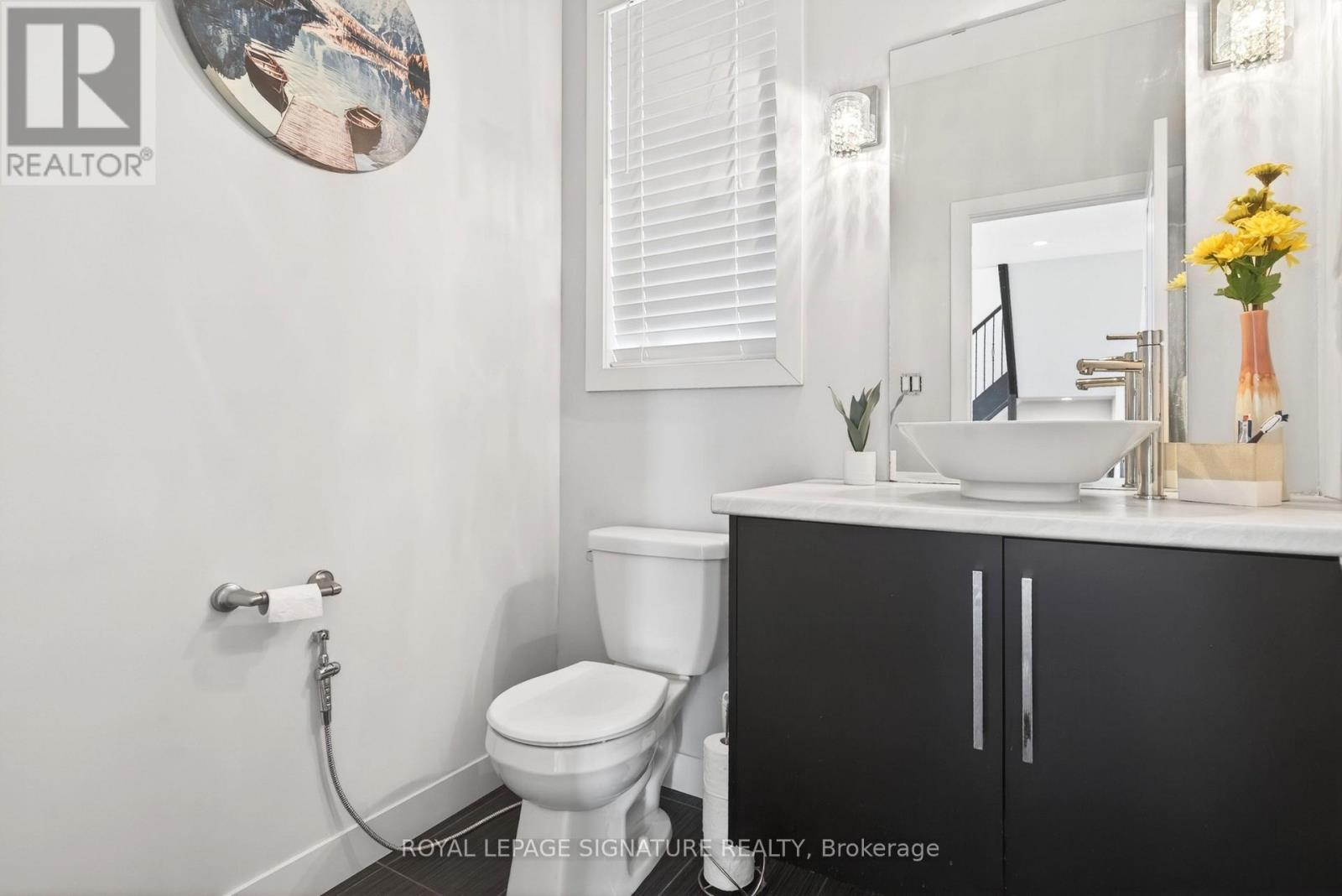 2147 Wateroak Drive, London North, Ontario N6G 0P9 - Photo 27 - X13005524