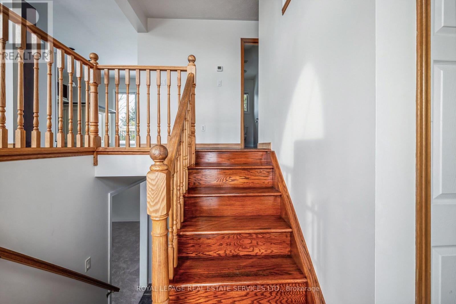 82 Whitlaw Way, Brant, Ontario  N3L 4B5 - Photo 3 - X13005534