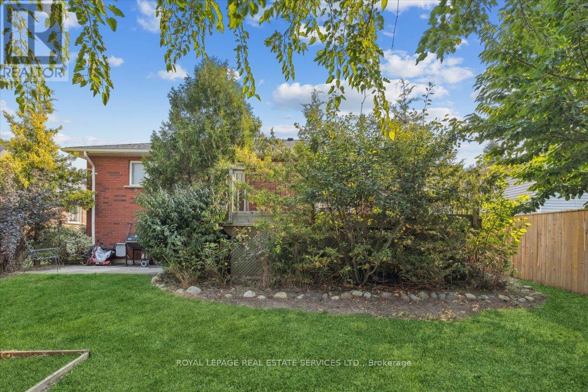 82 Whitlaw Way, Brant, Ontario  N3L 4B5 - Photo 34 - X13005534