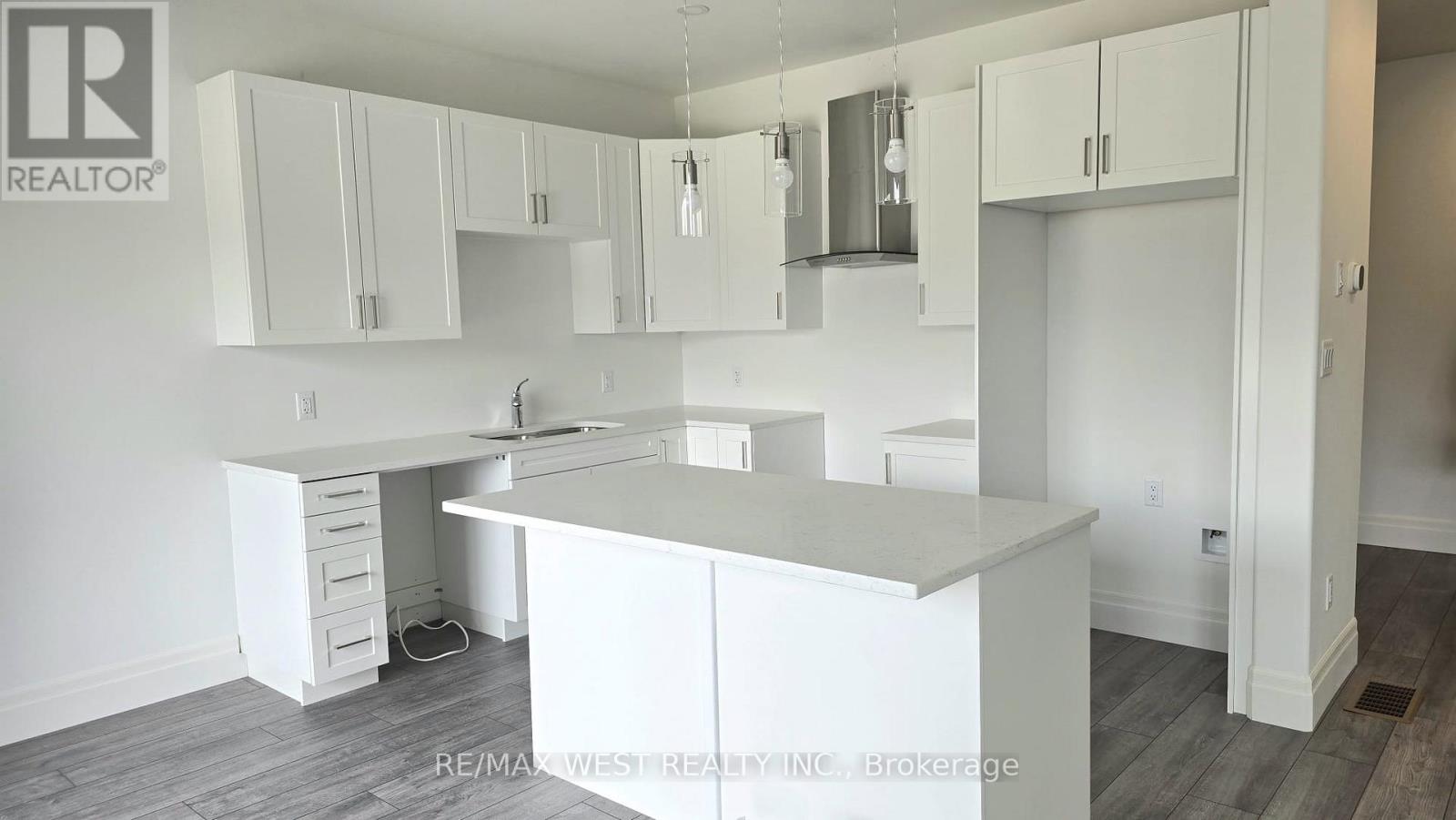 97 Buchanan Avenue, Prince Edward County, Ontario  K0K 2T0 - Photo 8 - X13005576