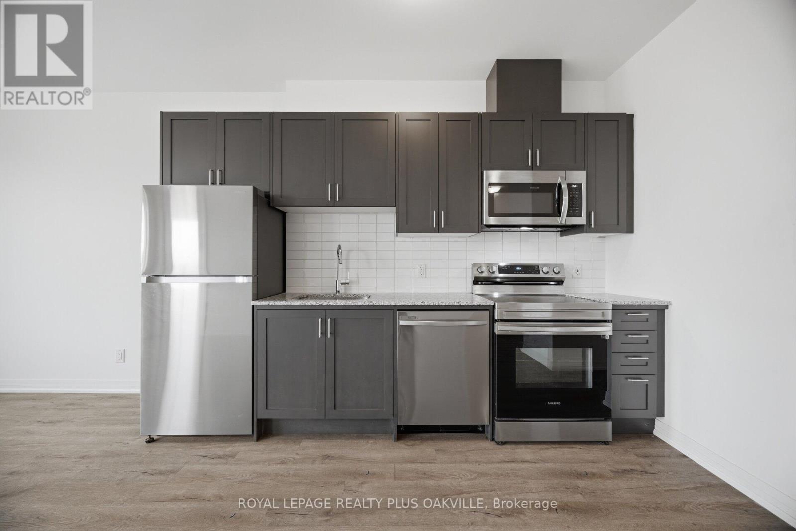 407 - 3285 Carding Mill Trail, Oakville, Ontario  L6M 1S1 - Photo 9 - W12951582