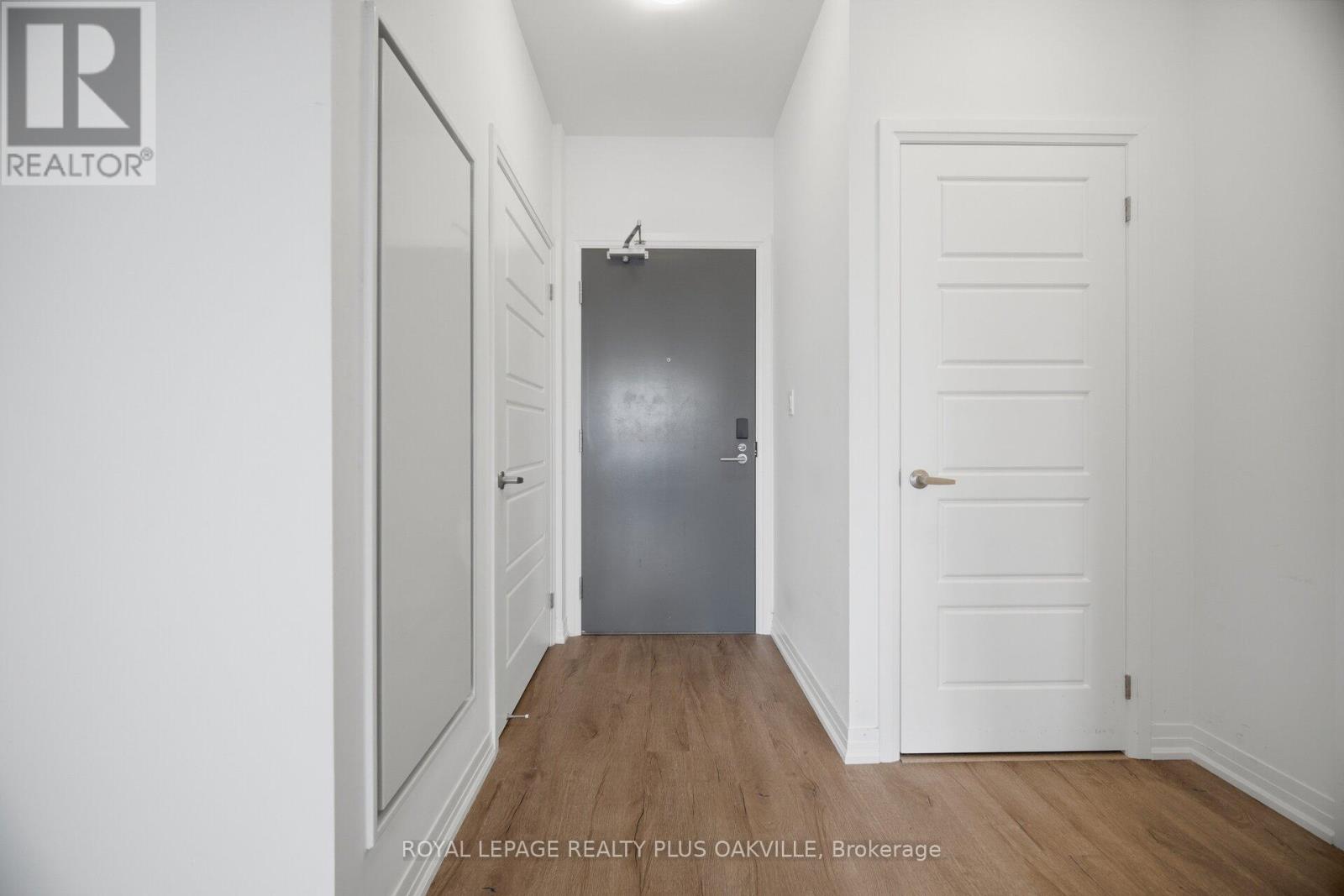 407 - 3285 Carding Mill Trail, Oakville, Ontario  L6M 1S1 - Photo 5 - W12951582