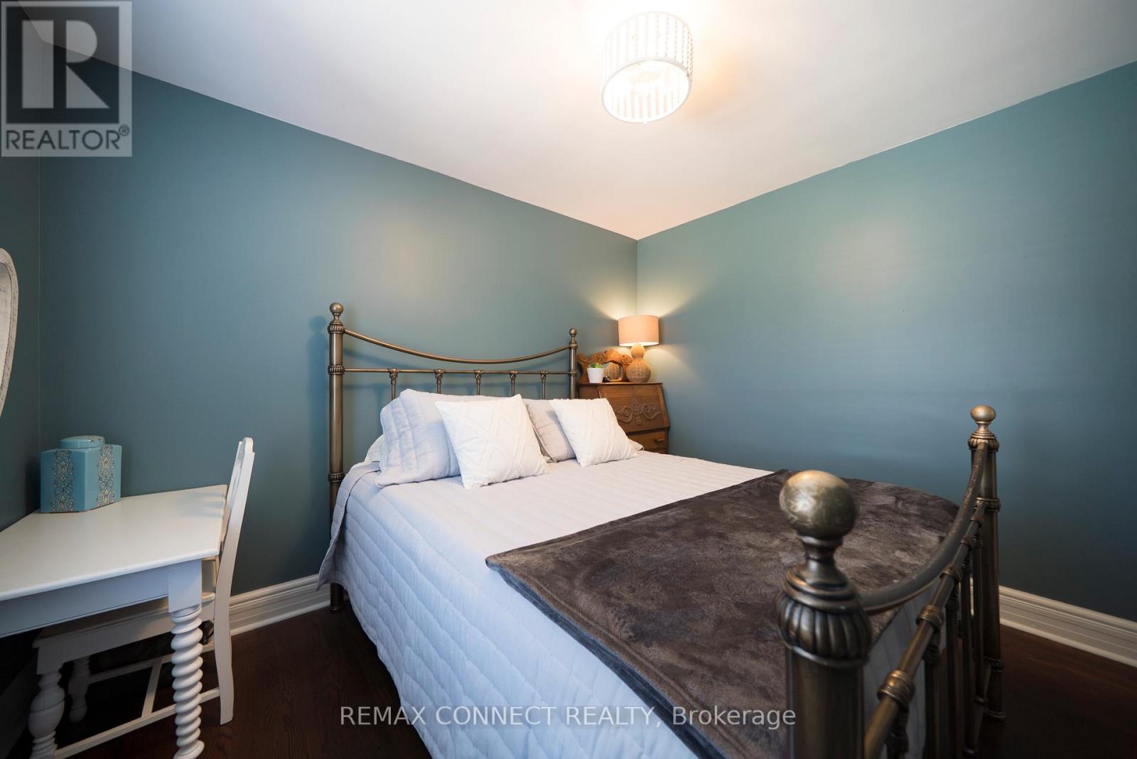 961 Ribston Road, Mississauga, Ontario  L4Y 1B5 - Photo 16 - W12970832