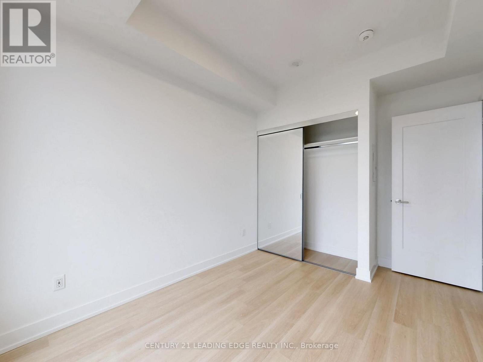 2608 - 60 Central Park Roadway, Toronto, Ontario  M9A 0E6 - Photo 17 - W12998702