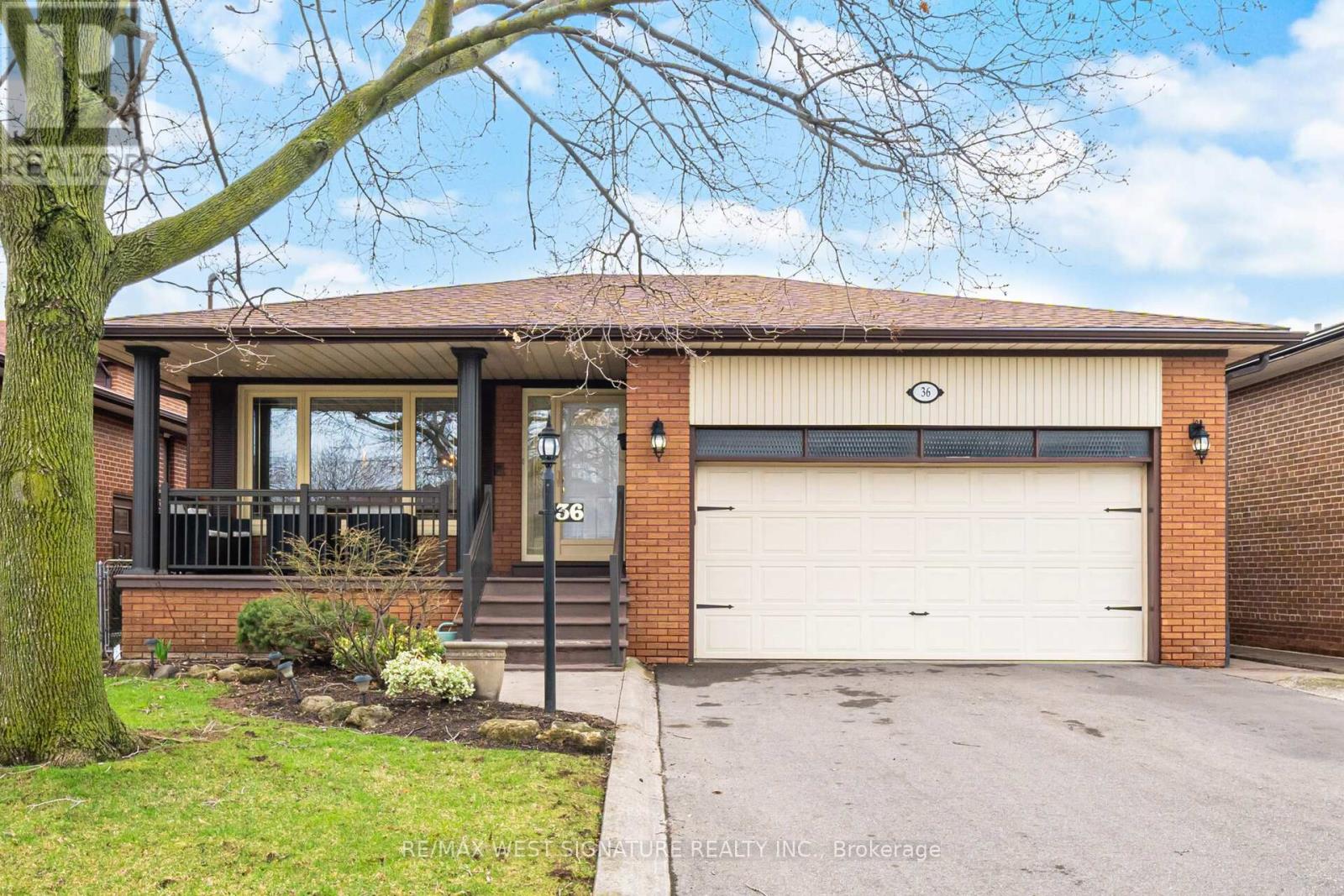 36 WINDSOR ROAD, Toronto, Ontario