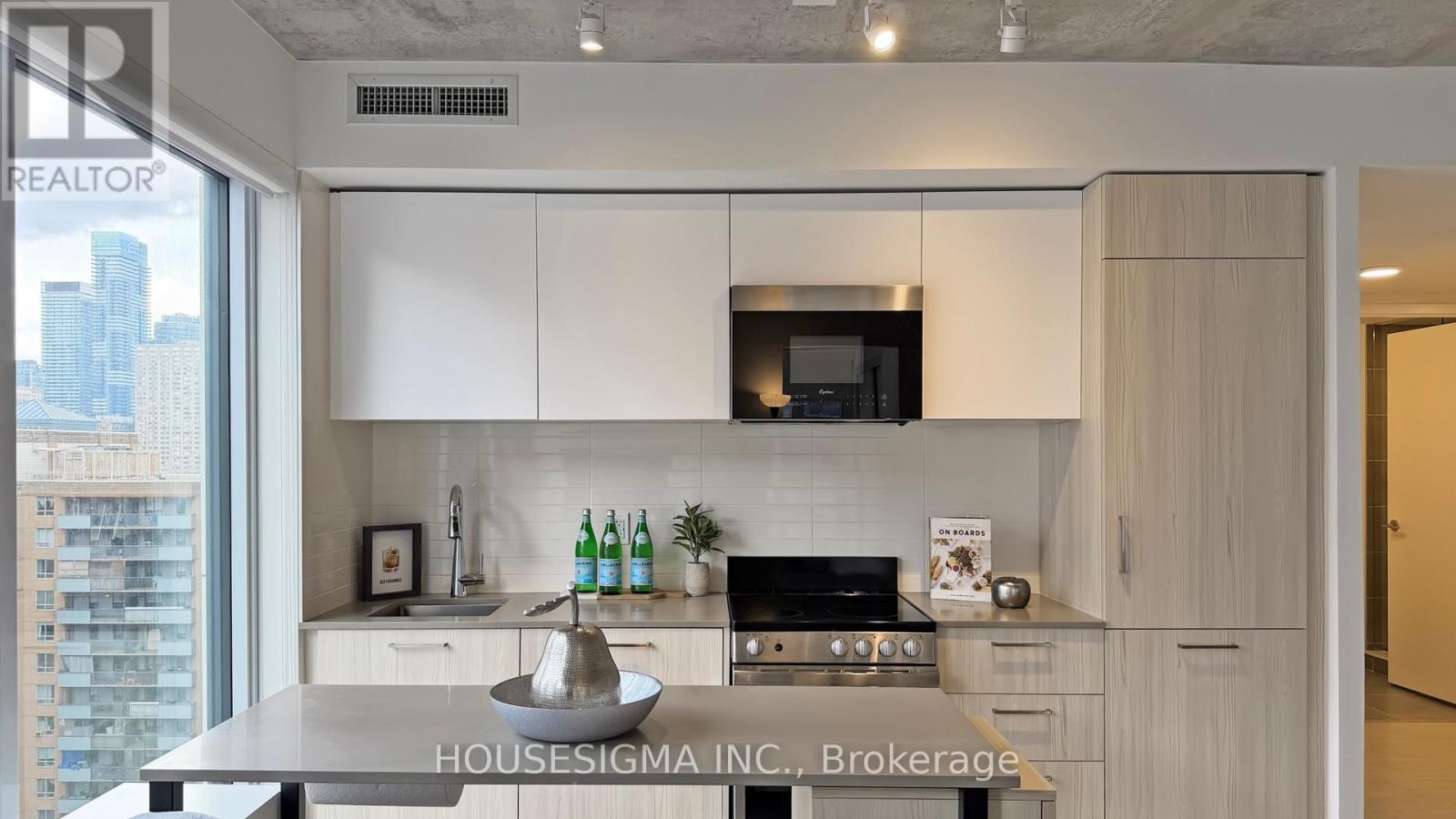 1404 - 65 Mutual Street, Toronto, Ontario  M5B 0E5 - Photo 6 - C13000688