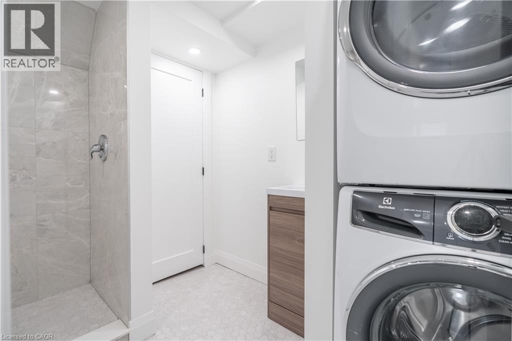 7 Glenmorris Drive, Hamilton, Ontario  L9H 1S5 - Photo 39 - 40821374