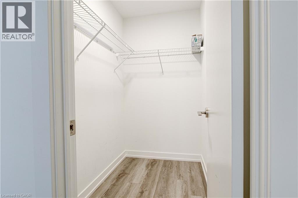 15 Wellington Street S Unit# 1904, Kitchener, Ontario  N2G 0E4 - Photo 28 - 40820767