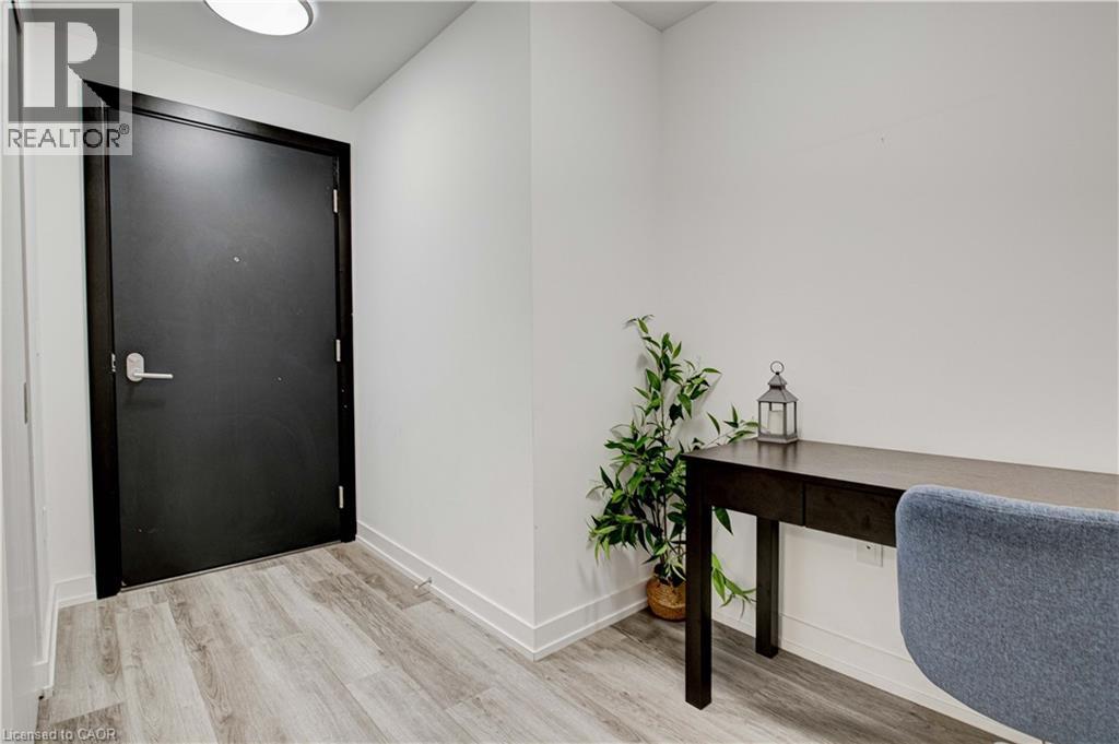 15 Wellington Street S Unit# 1904, Kitchener, Ontario  N2G 0E4 - Photo 6 - 40820767