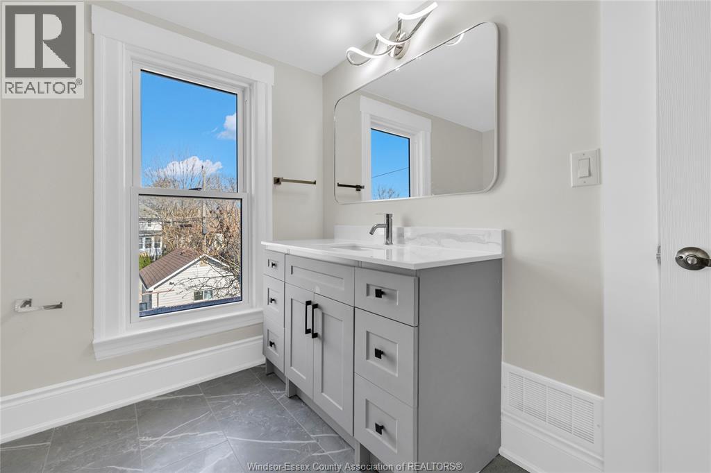 884 Moy, Windsor, Ontario  N9A 2N8 - Photo 19 - 26007122