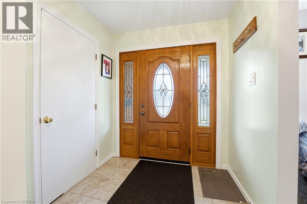 13 Brooks Court, Brantford, Ontario  N3R 6X9 - Photo 6 - 40816749