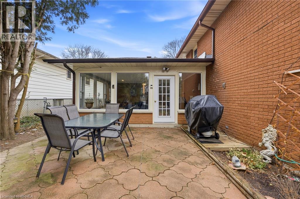 13 Brooks Court, Brantford, Ontario  N3R 6X9 - Photo 33 - 40816749